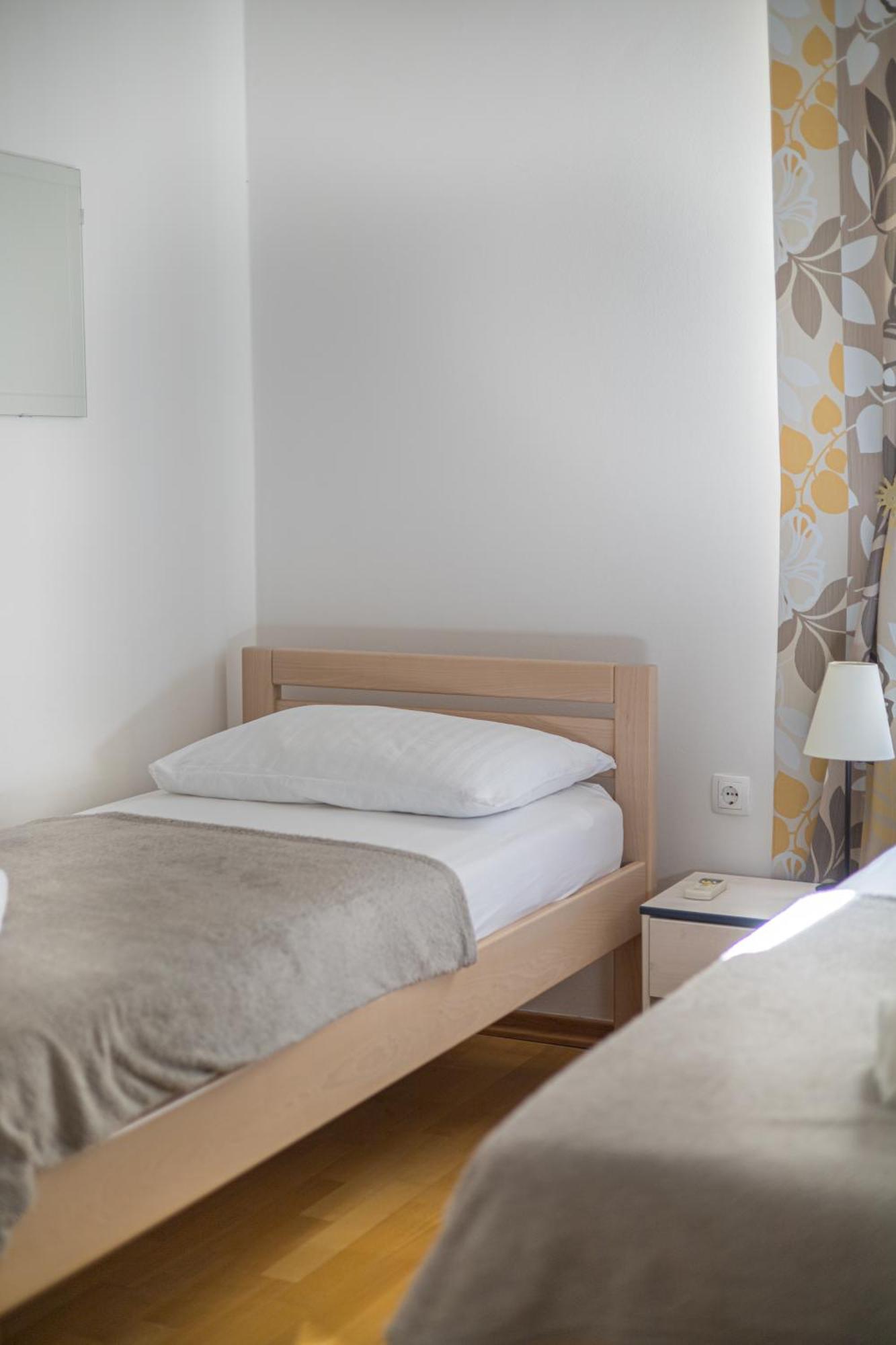Apartment Bose Split Bagian luar foto