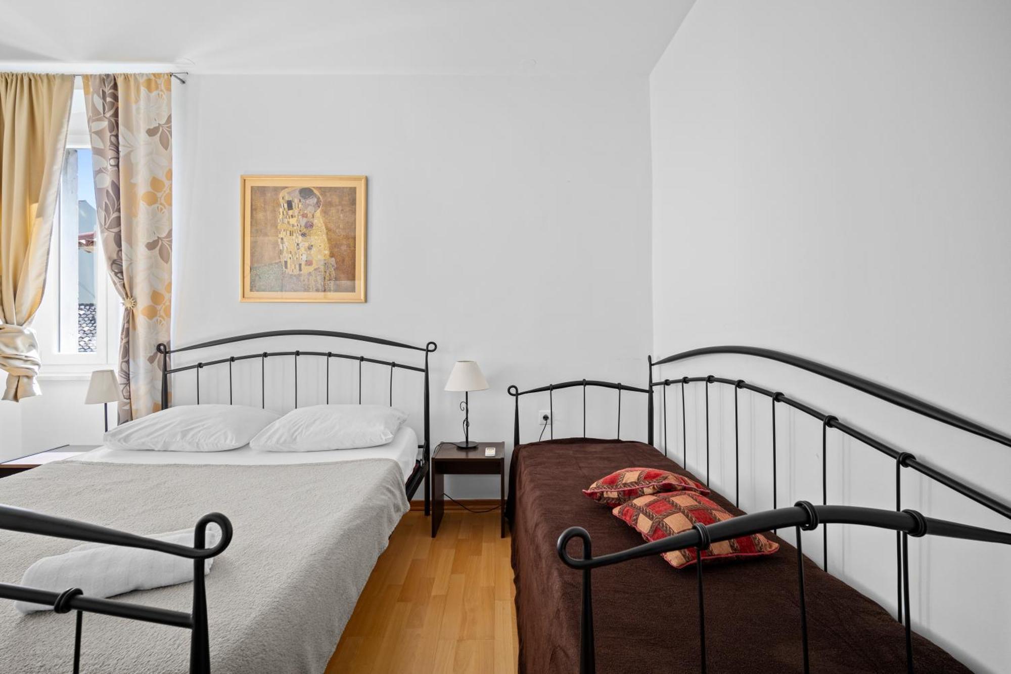 Apartment Bose Split Bagian luar foto